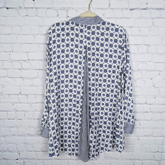 Chico's Blouse Womens Size 2 Blue Polyester Button-Up Stripe Collared Hi Low Top - Picture 9 of 16